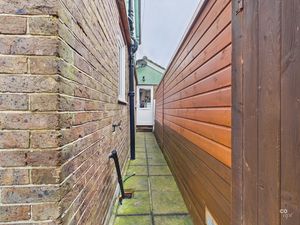 Photo 7- click for photo gallery